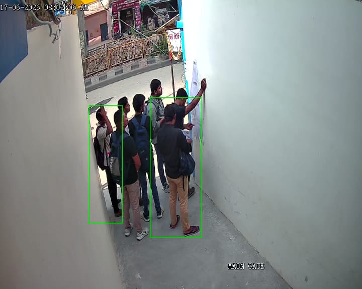 Main Gate ??? Student Entry